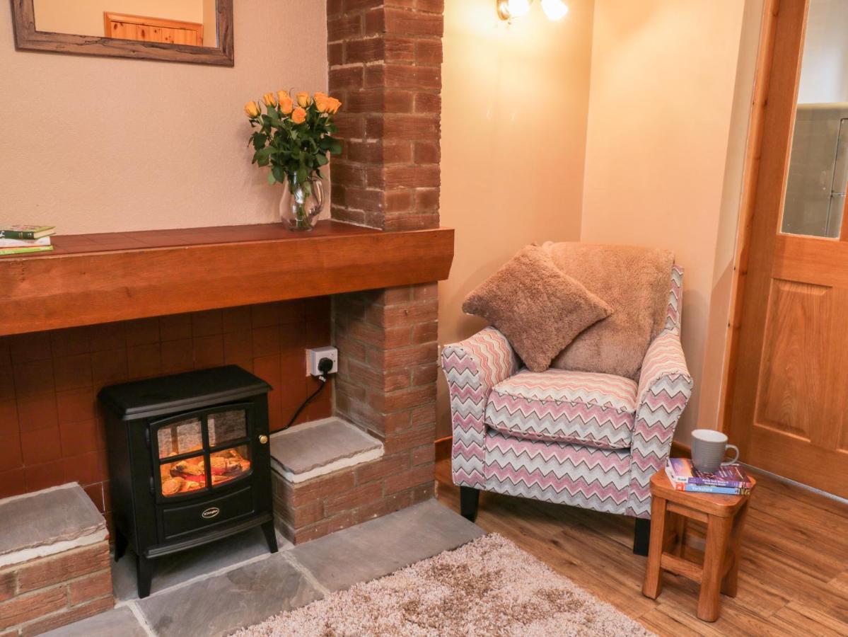 Barnaby Cottage Ярм Екстер'єр фото