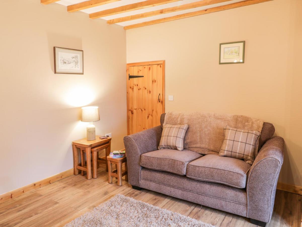 Barnaby Cottage Ярм Екстер'єр фото