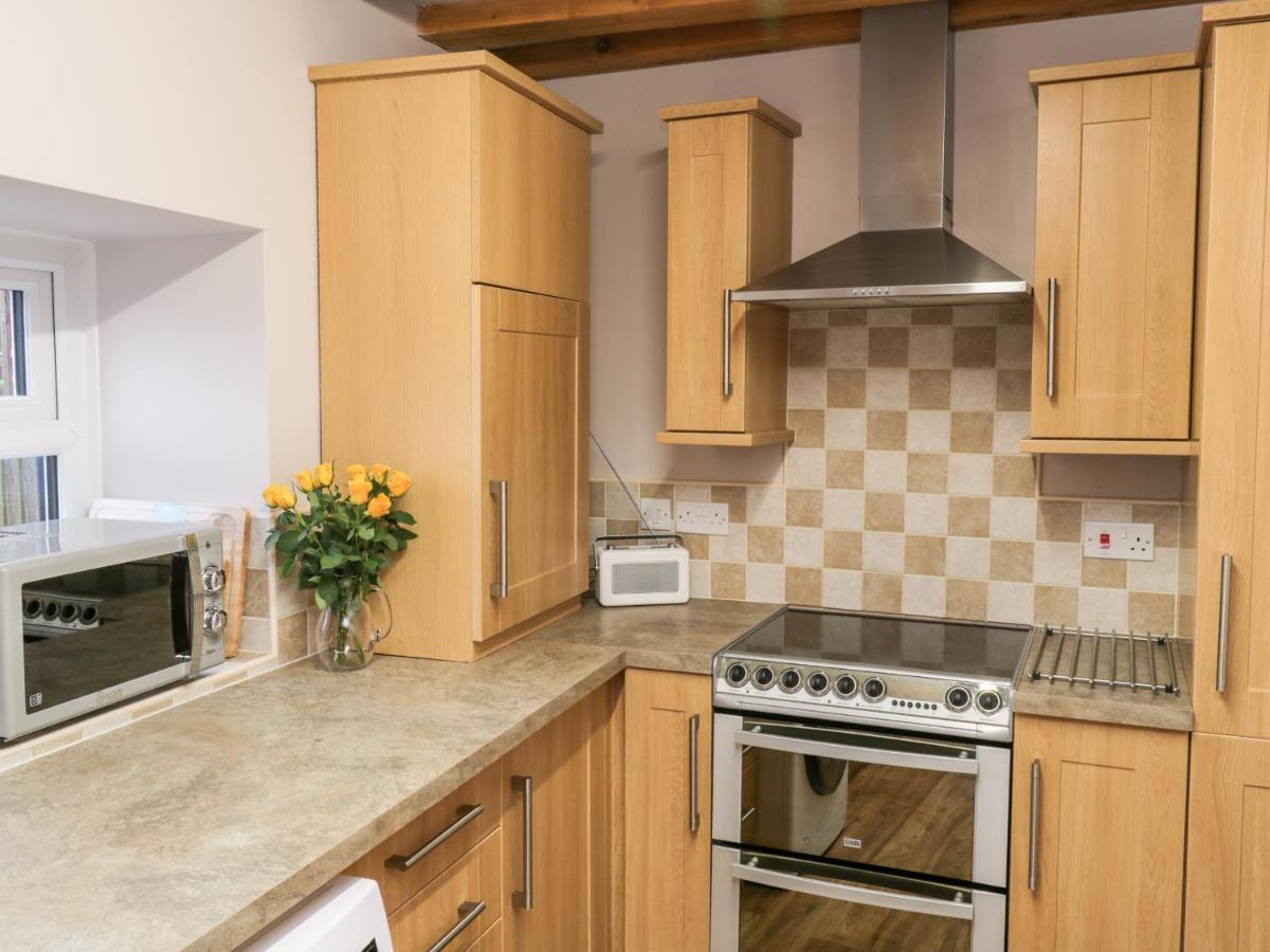 Barnaby Cottage Ярм Екстер'єр фото